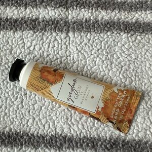 Bath & Body Works Autumn Glow Shea Butter Hand Cream - Orange and White